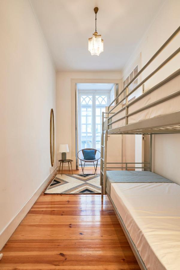 Spacious Apartment In The Perfect Lisbon Location, By Timecooler Exterior photo