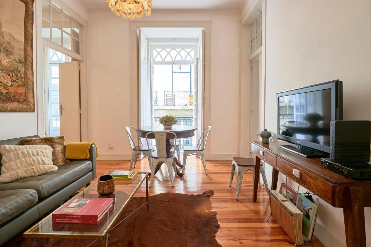 Spacious Apartment In The Perfect Lisbon Location, By Timecooler Exterior photo